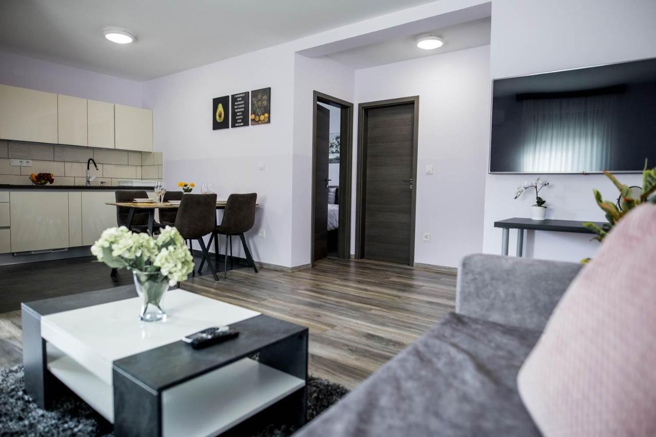 Apartments Dora Свети-Мартин-на-Мору Экстерьер фото
